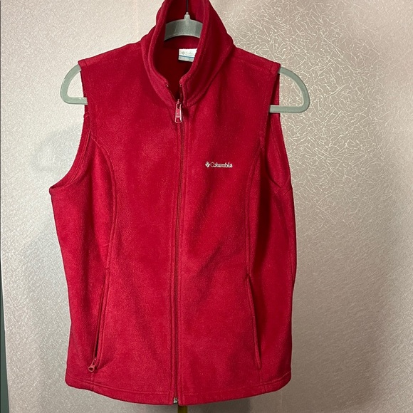 Columbia Jackets & Blazers - Columbia Women's Red Fleece Vest - Sleeveless Zip Front